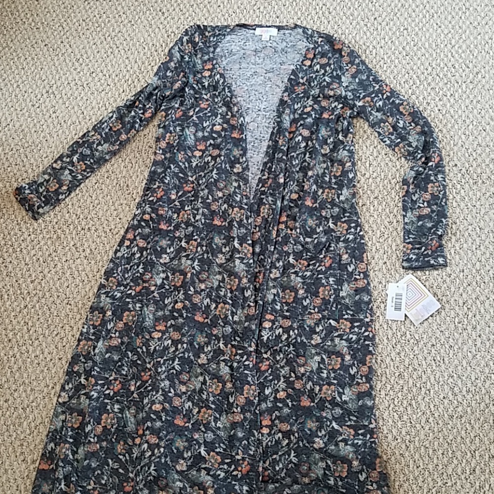 Lularoe shawl